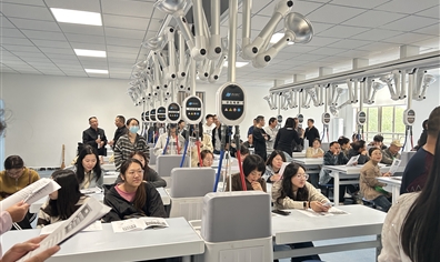 “人工智能+”落地江西省南丰，西交智汇12间智慧实验室赋能教学革新