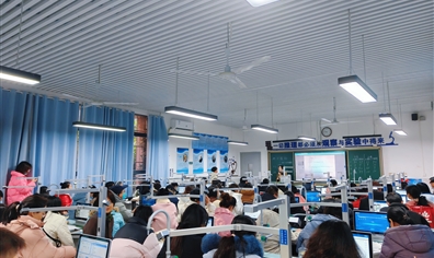 AI赋能实验教学｜武汉市二桥中学开展初中生物学教研活动